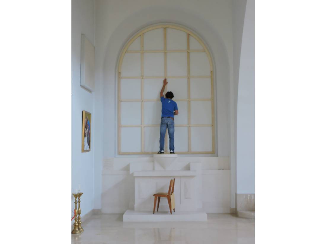 Napinjanje platna - Crkva Gospe od Ružarija